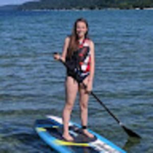 Meet your Posher, Alexis